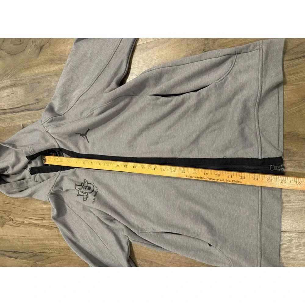 Marquette Basketball Nike Air Jordan Hoodie Men Slim Fit Medium DriFit Full Zip